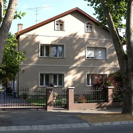 In Balaton 19809 Apartament